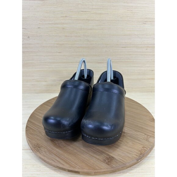 Dansko Professional Black Leather Nursing Clogs Womens Size 39 US 9 - Picture 2 of 8